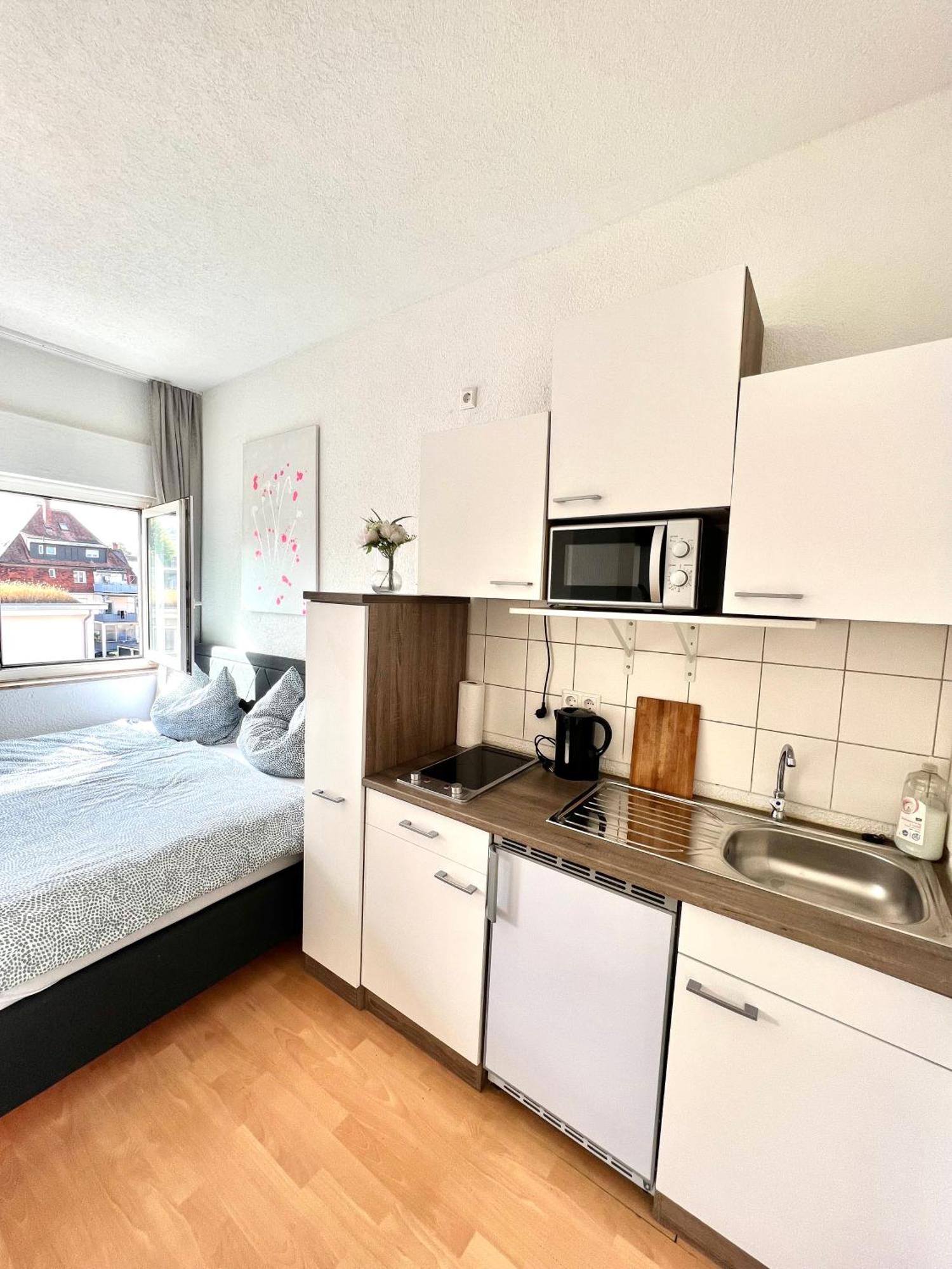 Budget City Appartement Kueche,Bad, Parken Im Zentrum Von Ravensbourg Extérieur photo